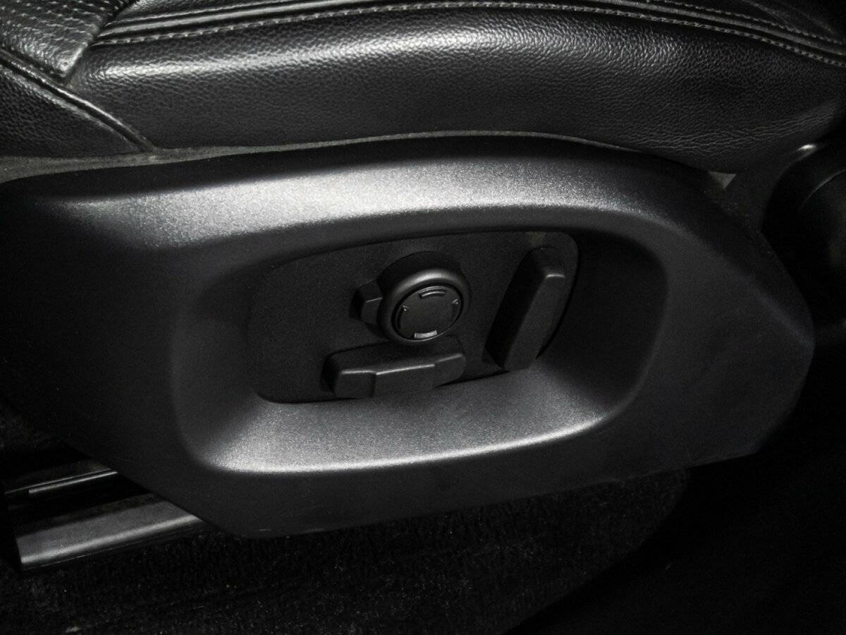 Land Rover Range Rover Sport, 2016 Фото №18