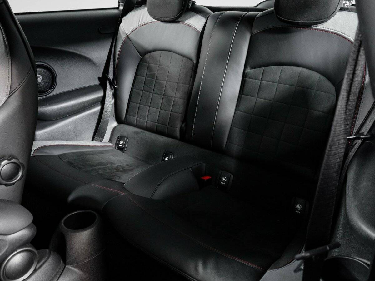 Mini Hatch JCW John Cooper Works, 2021 Фото №10