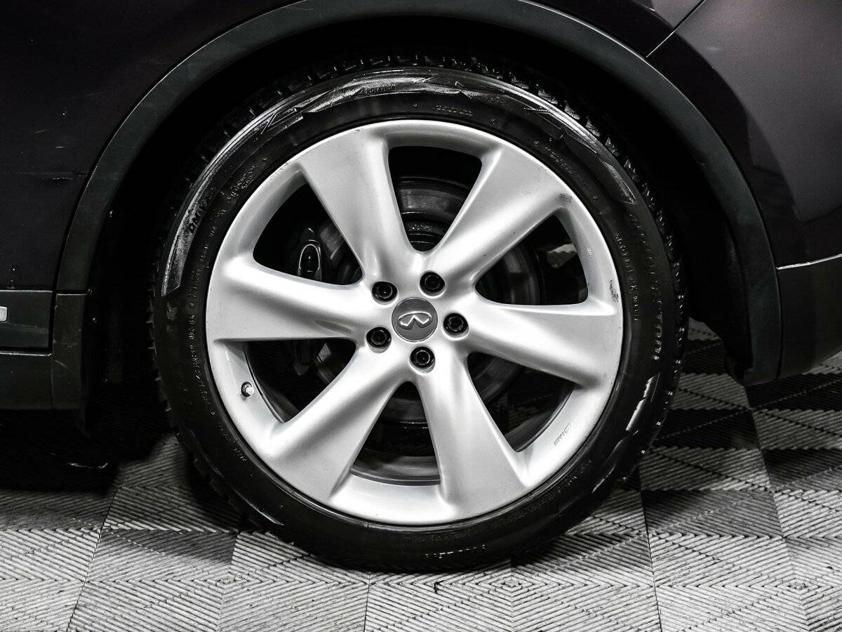 Infiniti FX50, 2008 Фото №14