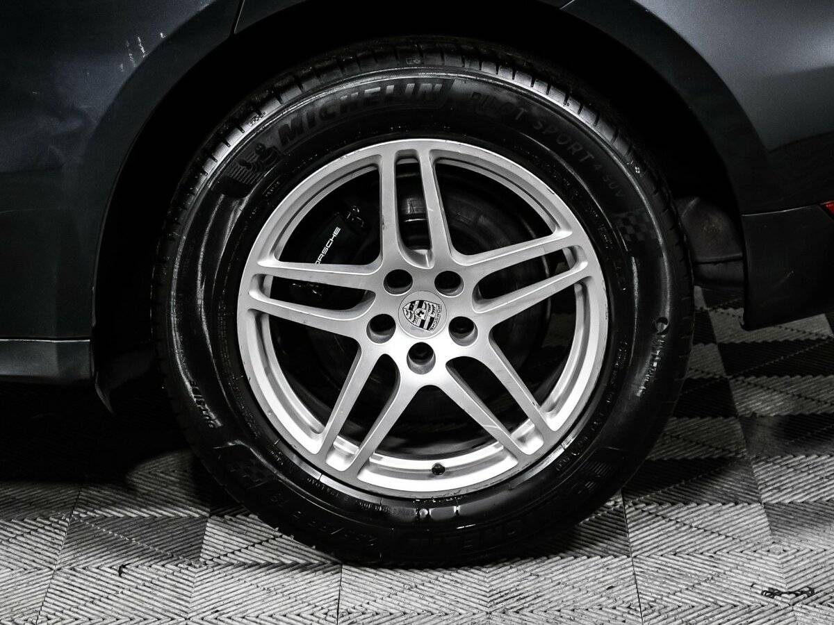 Porsche Macan, 2017 Фото №14