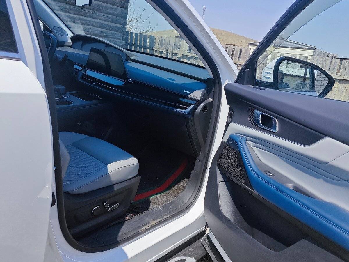 Changan UNI-K iDD, 2023 Фото №9