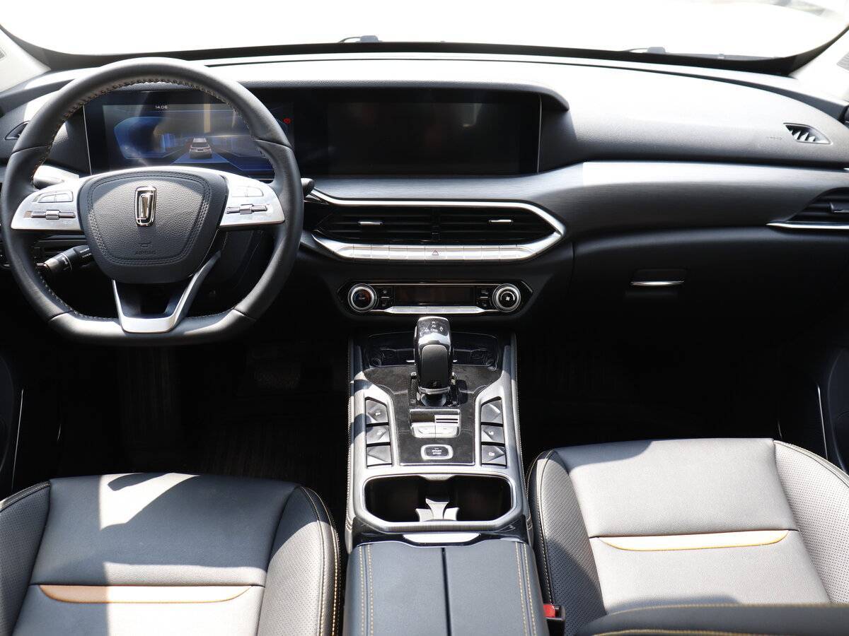 FAW Bestune T77, 2023 Фото №9