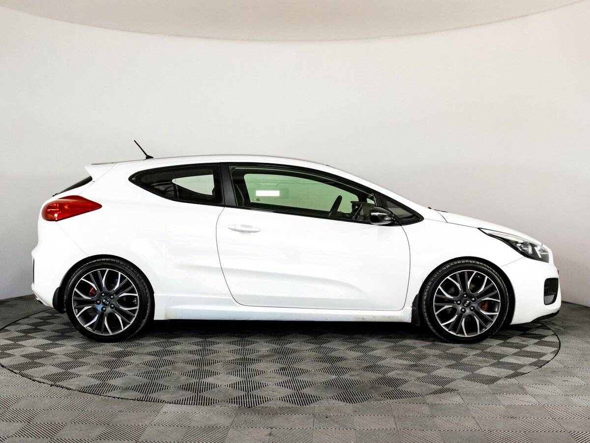 Kia Ceed GT, 2014 - 149 012 км. | Фото №5