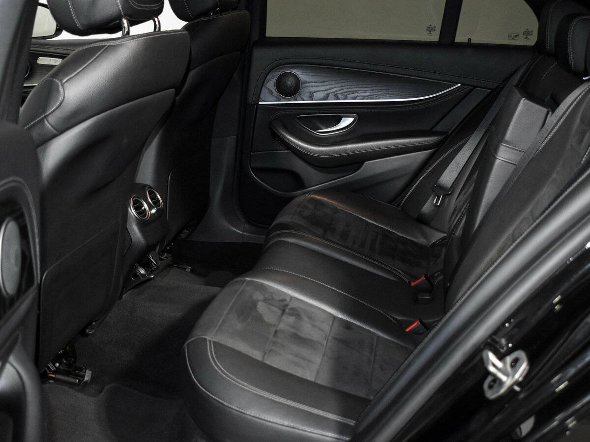 Mercedes-Benz E-Класс 220 d, 2020 Фото №13