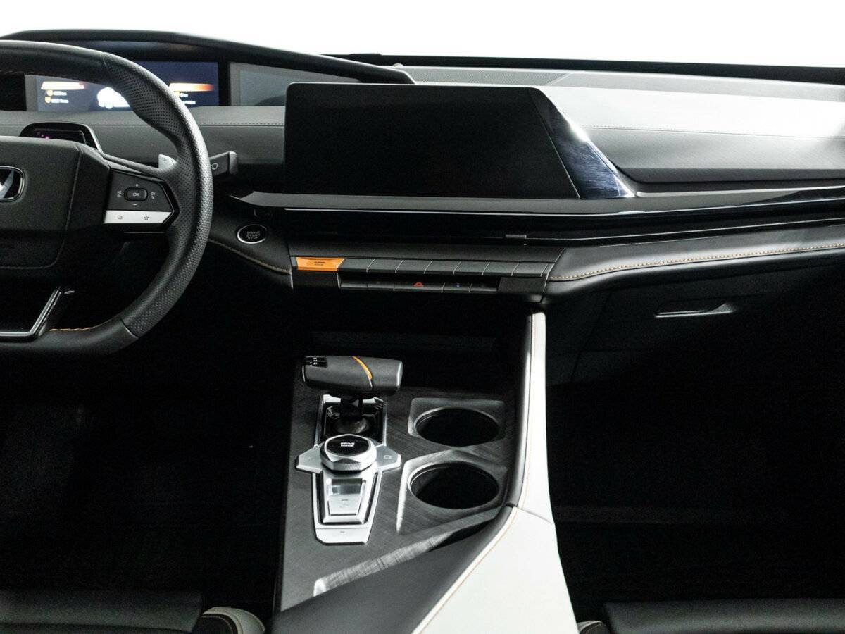 Changan UNI-V, 2023 Фото №14