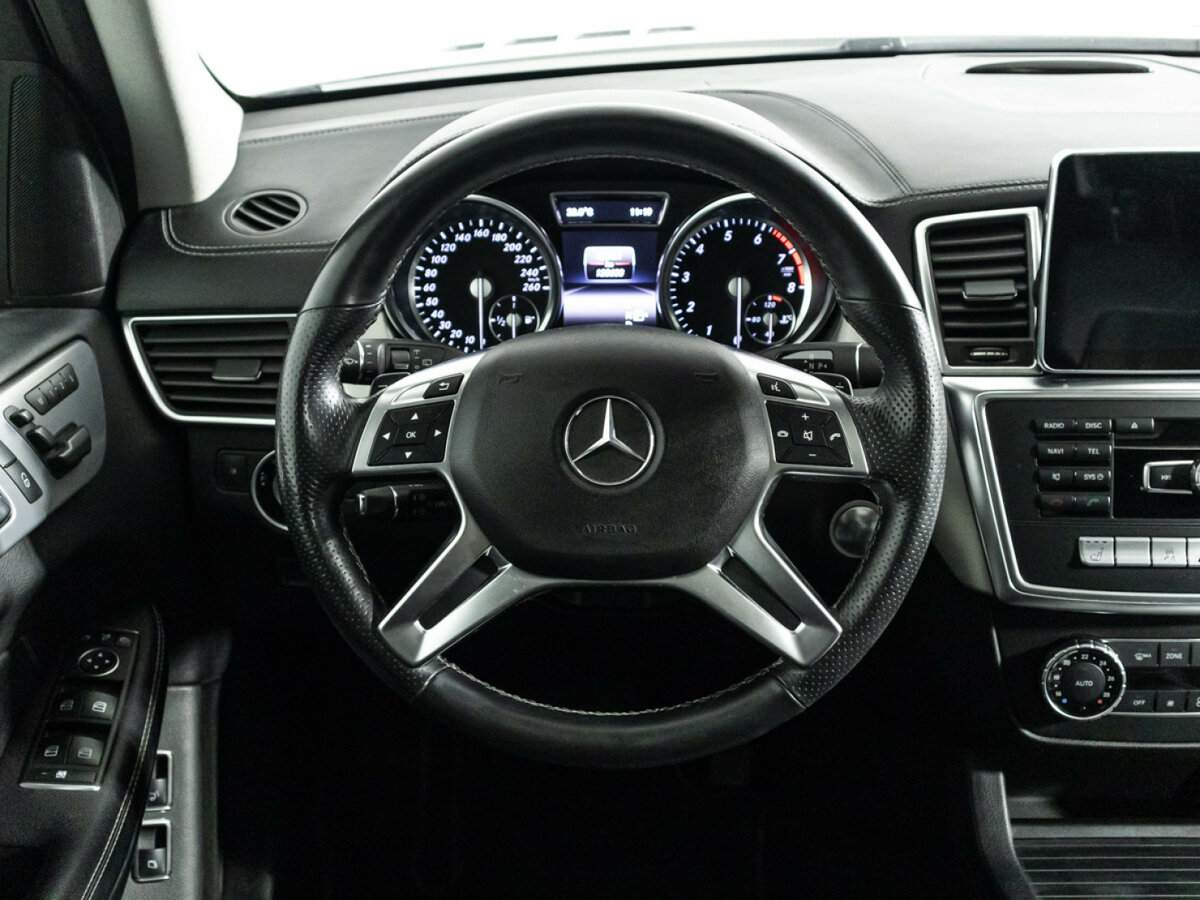 Mercedes-Benz GL-Класс 400, 2014 Фото №24