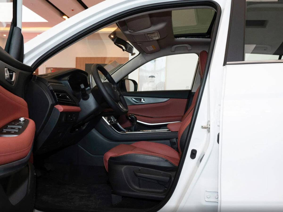 Changan CS75, 2025 Фото №14