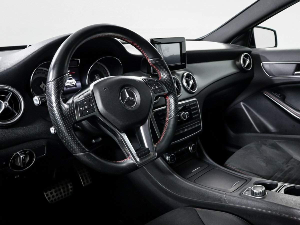 Mercedes-Benz GLA 250, 2014 Фото №12