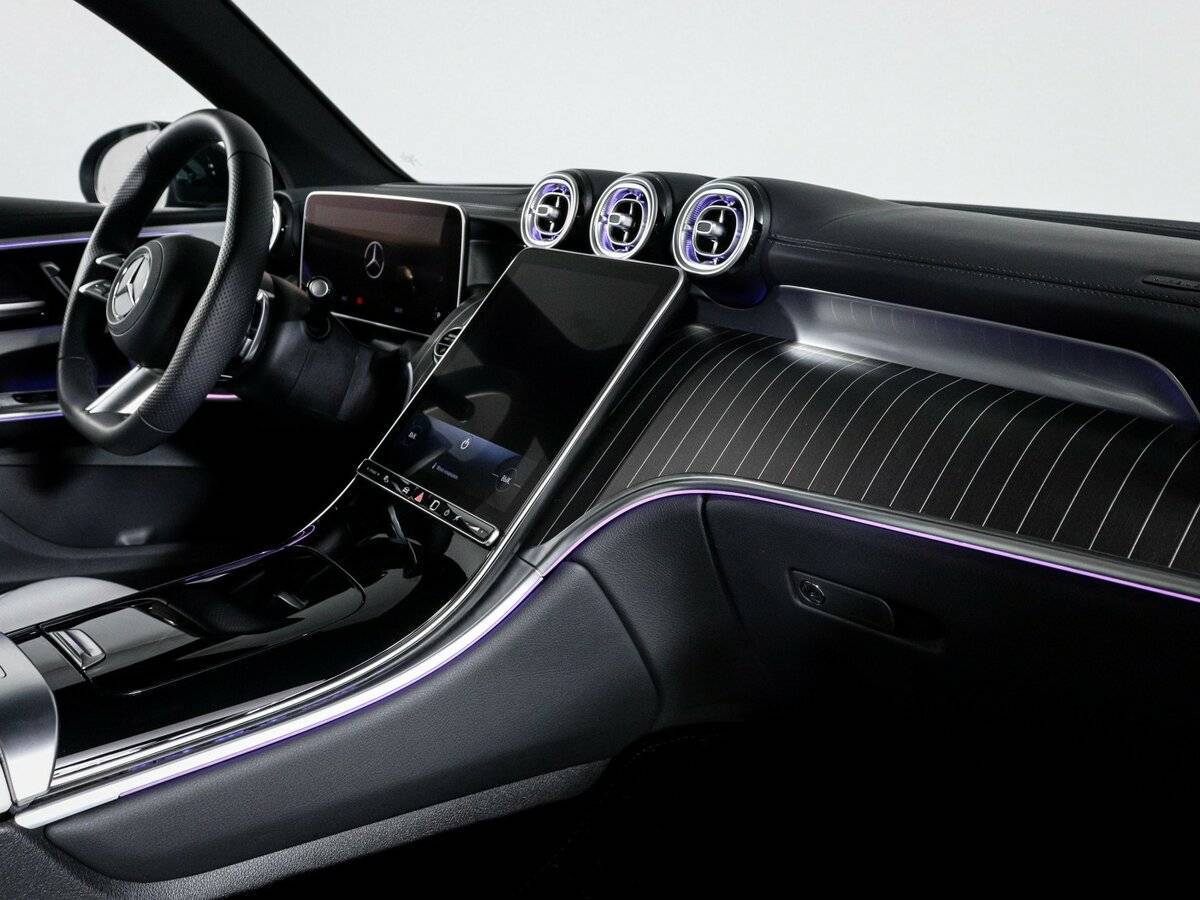 Mercedes-Benz GLC Coupe 300, 2024 Фото №9