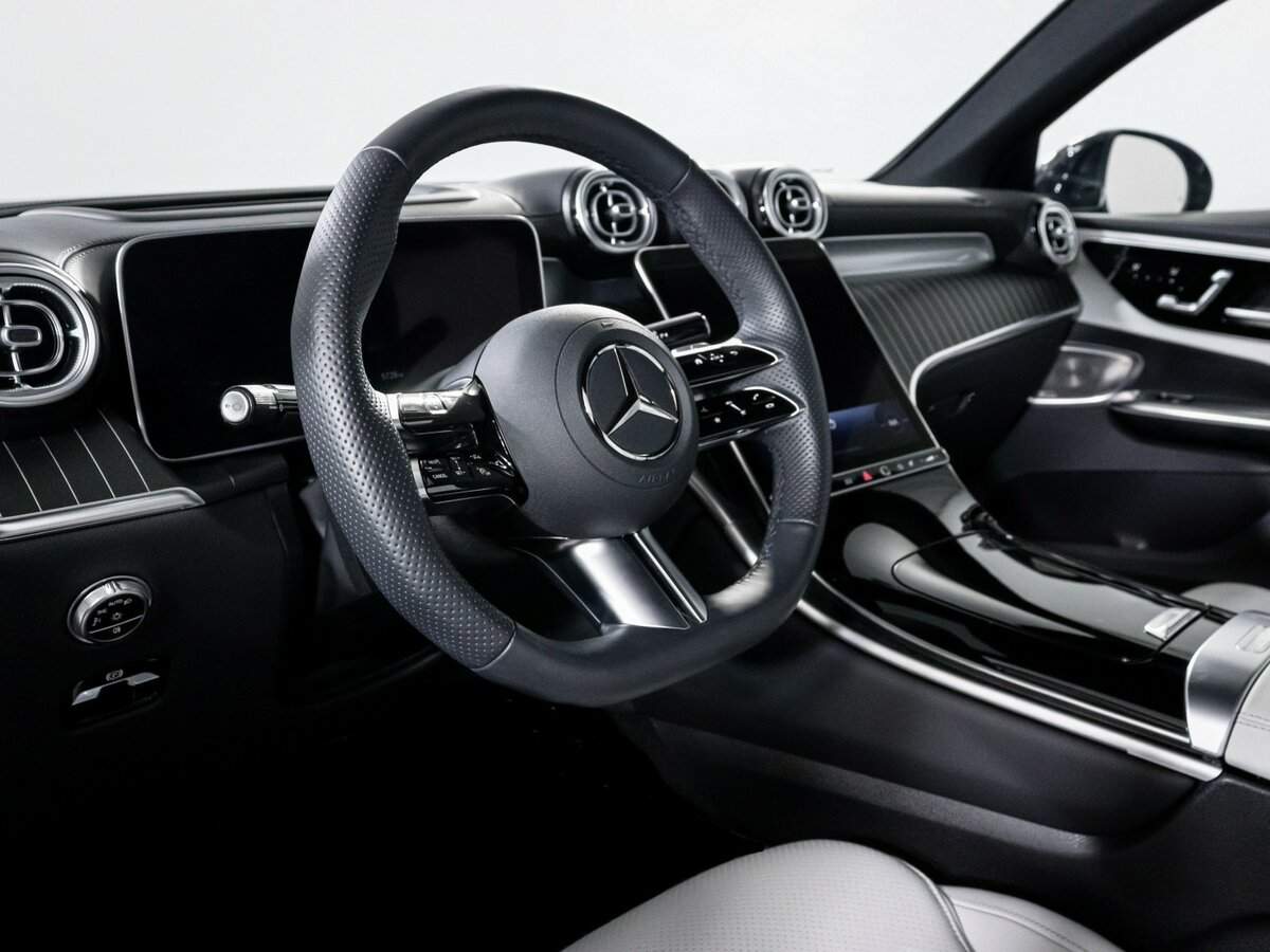 Mercedes-Benz GLC Coupe 300, 2024 Фото №14