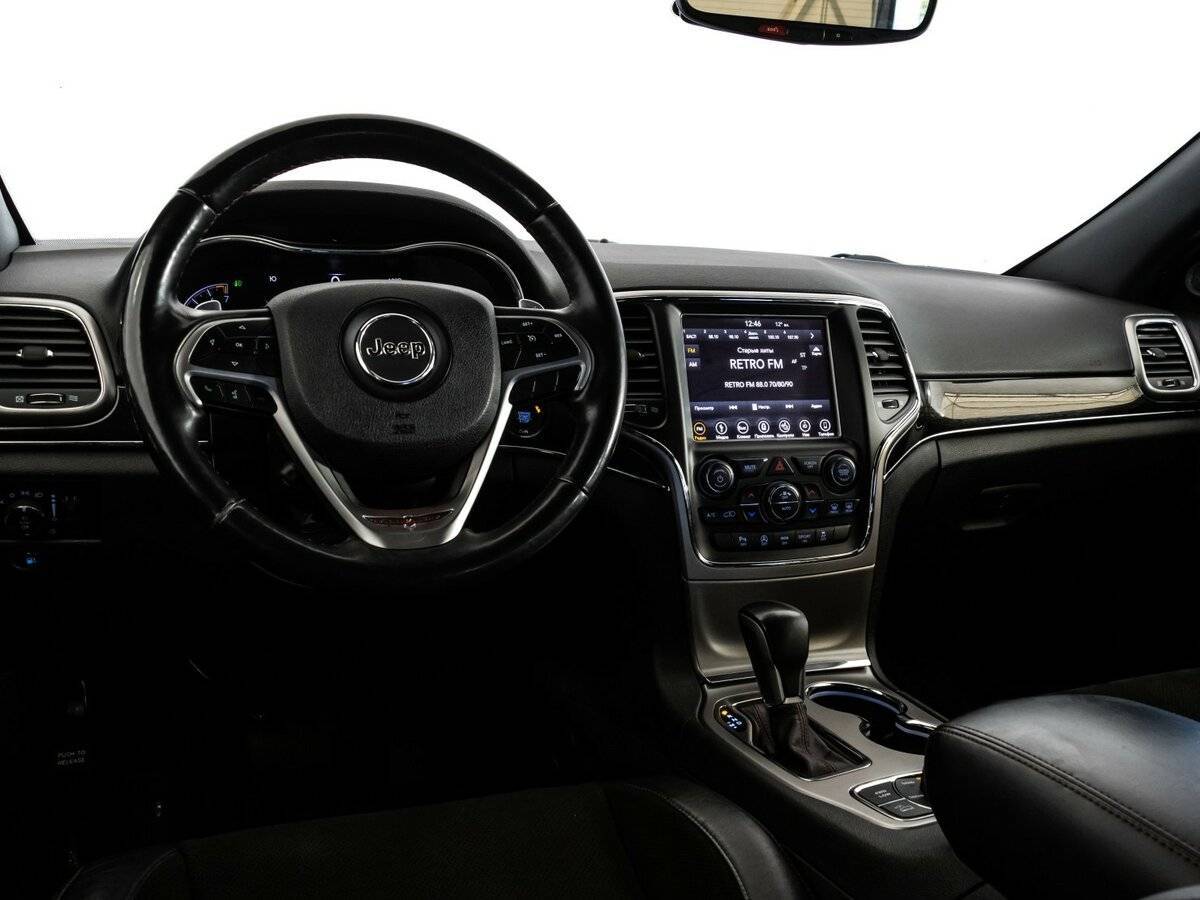 Jeep Grand Cherokee, 2018 Фото №9