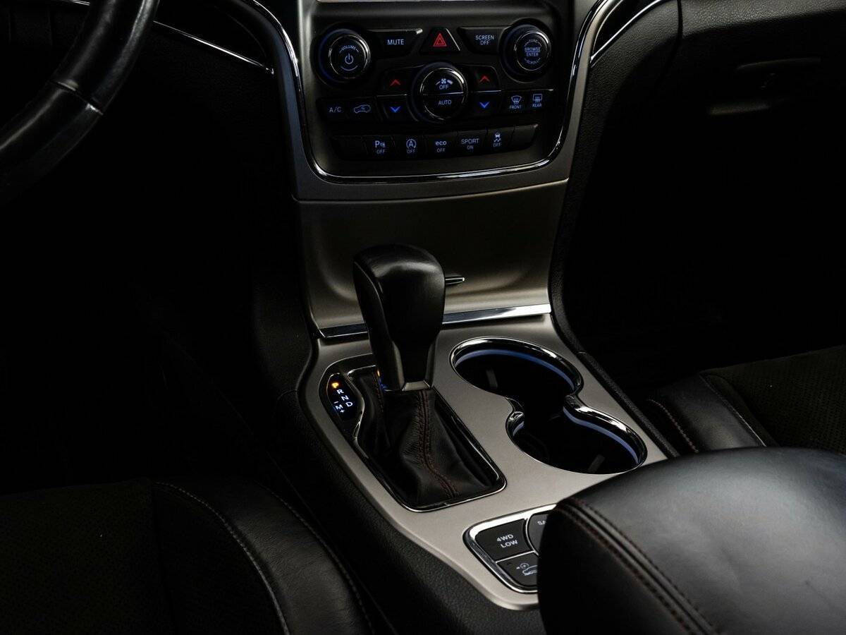 Jeep Grand Cherokee, 2018 Фото №12
