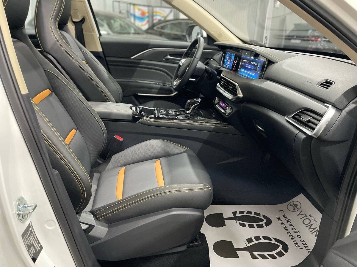 FAW Bestune T77, 2023 Фото №22