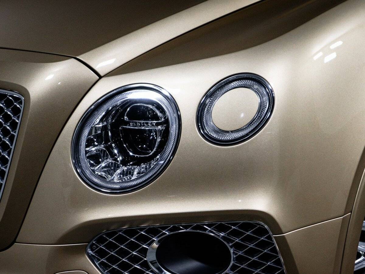 Bentley Bentayga, 2016 Фото №16