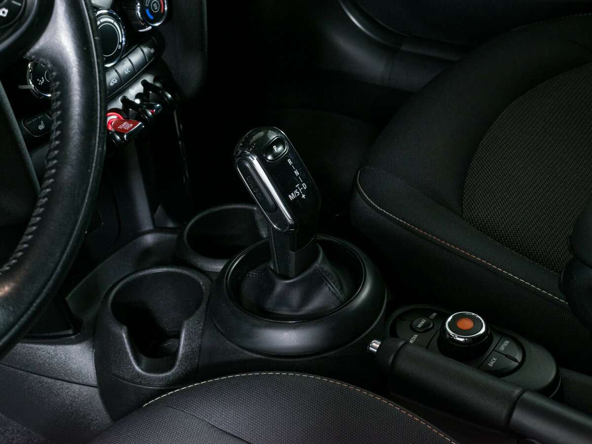 Mini Hatch Cooper, 2018 Фото №16