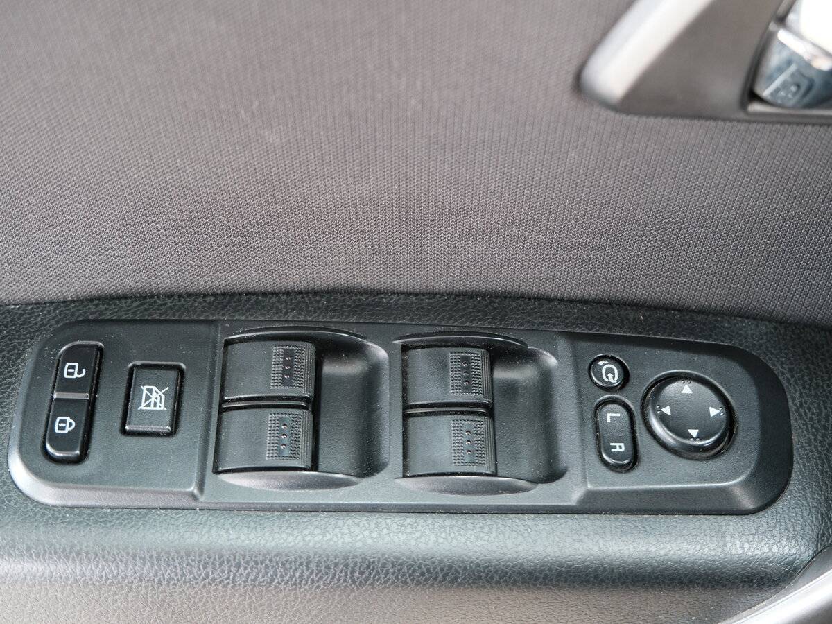 FAW Besturn X80, 2017 - 151 000 км. | Фото №6