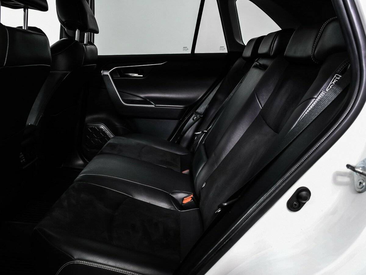 Toyota RAV4, 2021 Фото №14