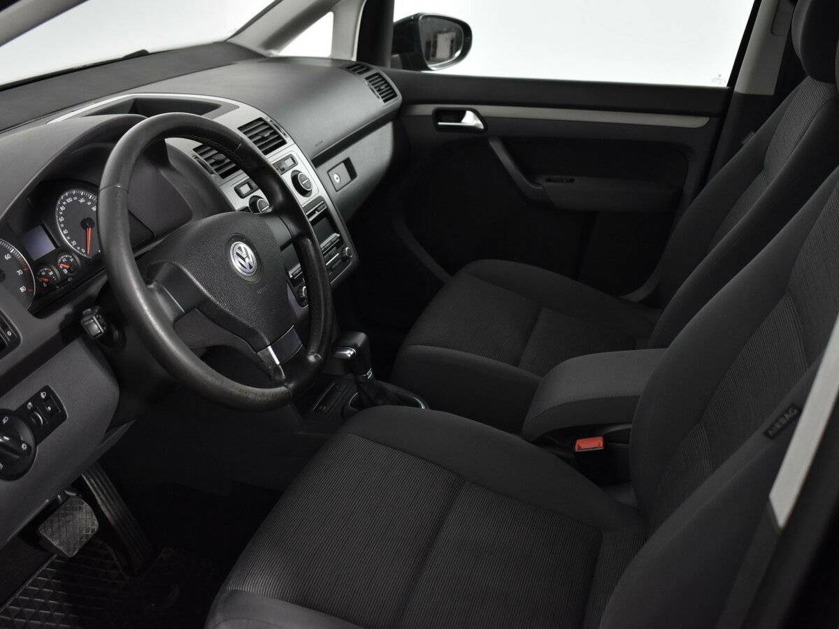 Volkswagen Touran, 2010 Фото №9