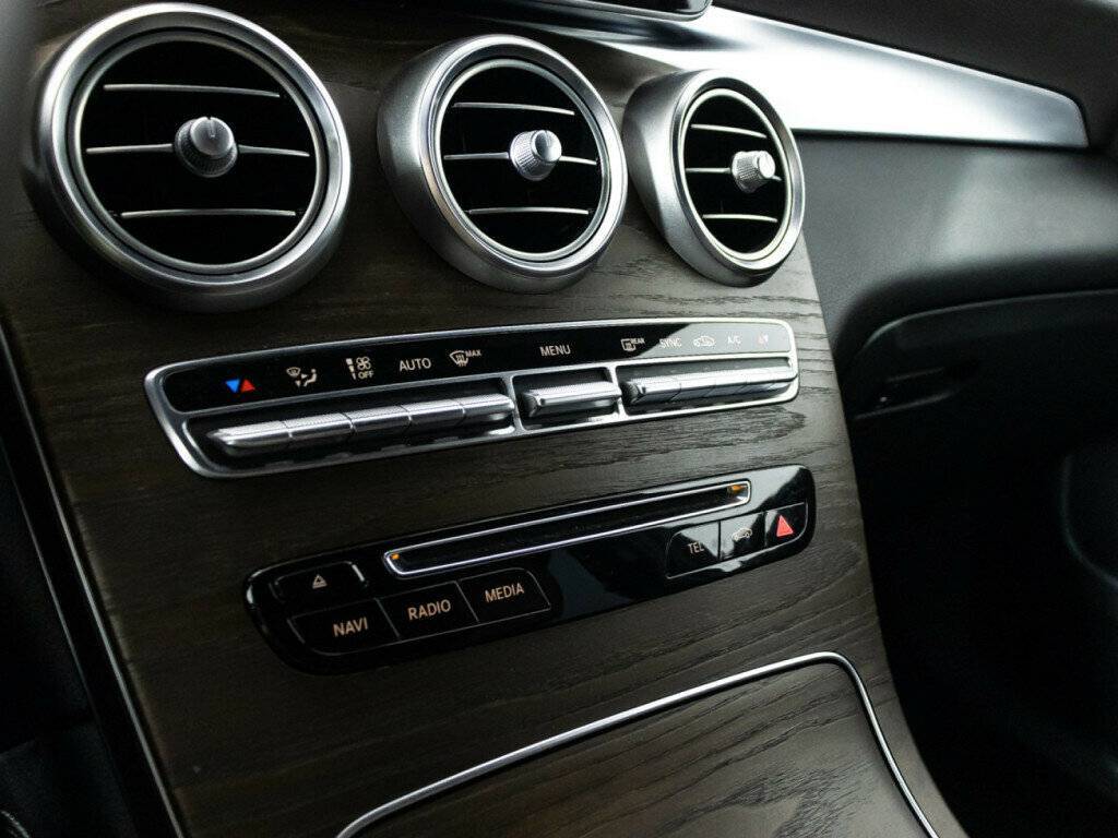 Mercedes-Benz GLC 300, 2015 Фото №20