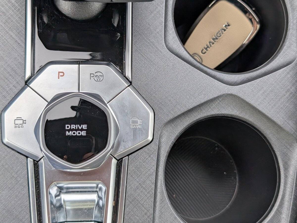 Changan UNI-V, 2024 Фото №11