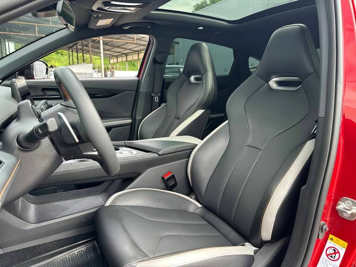 Changan UNI-V, 2024 Фото №18