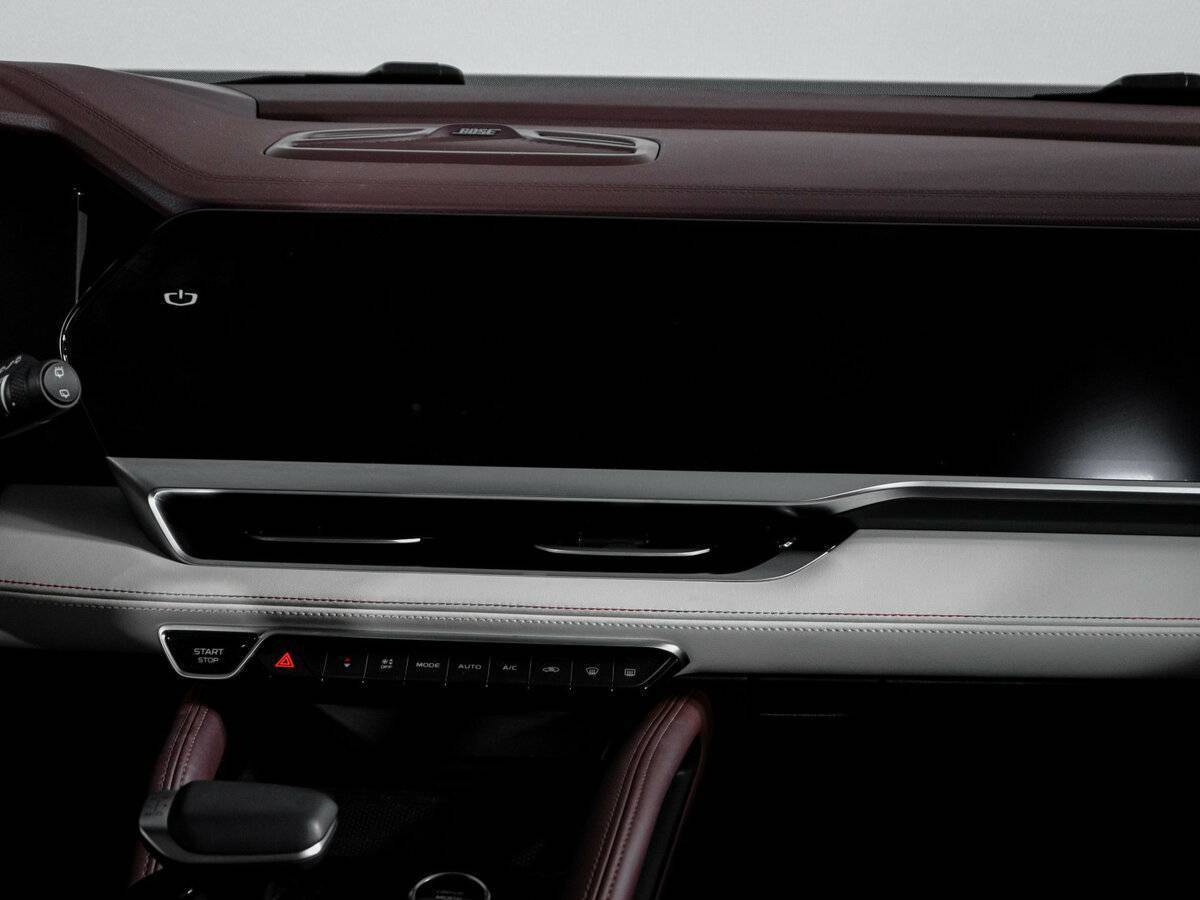 Geely Monjaro, 2023 Фото №13