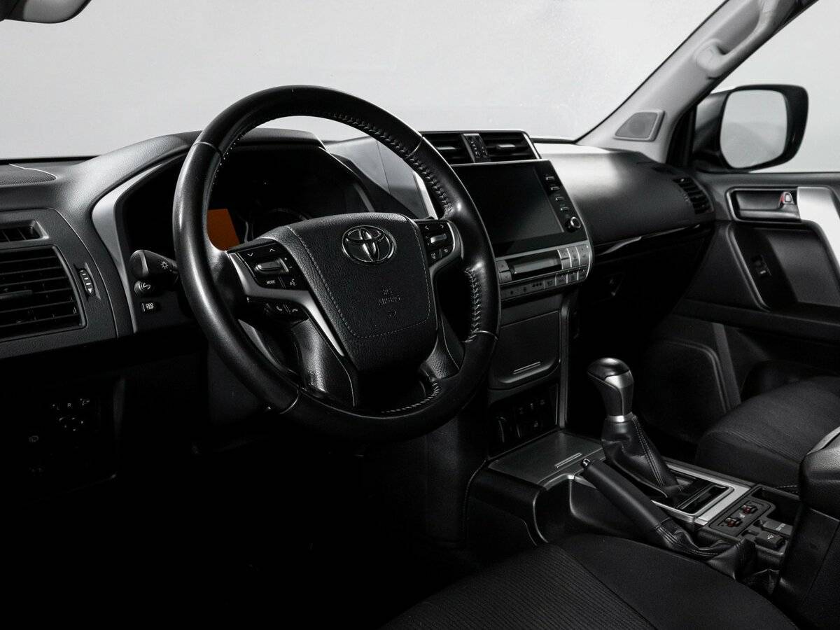 Toyota Land Cruiser Prado, 2021 Фото №14