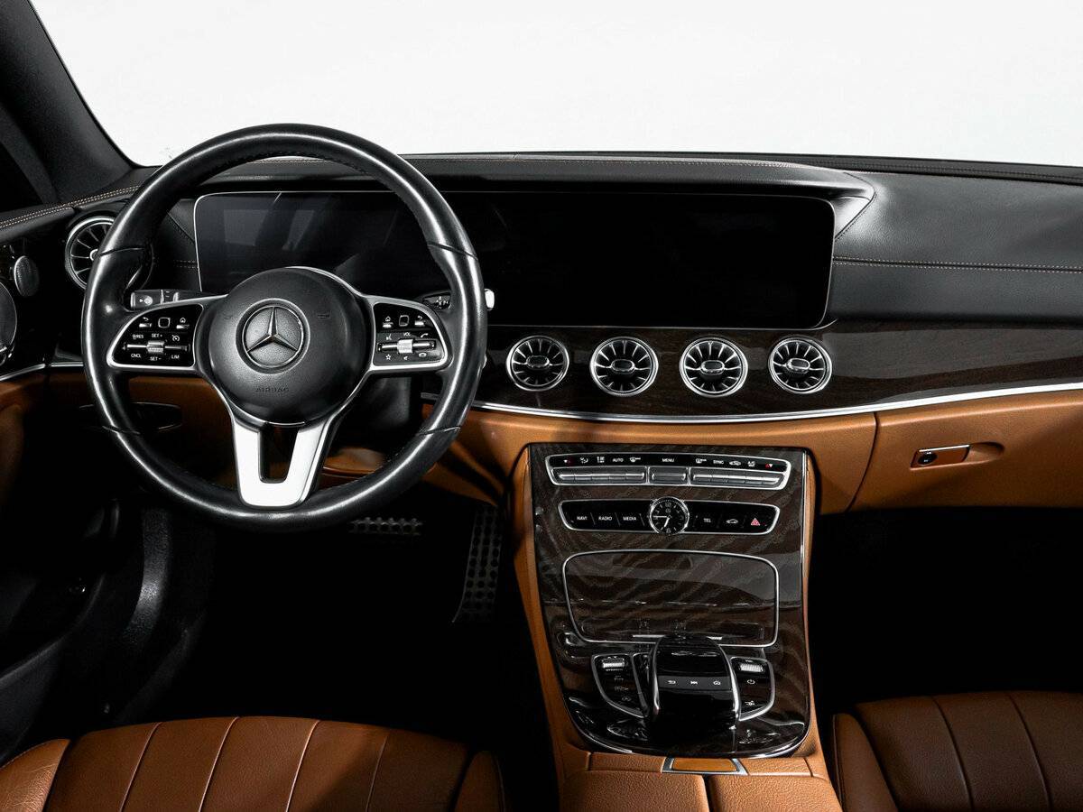 Mercedes-Benz E-Класс 200, 2018 Фото №12