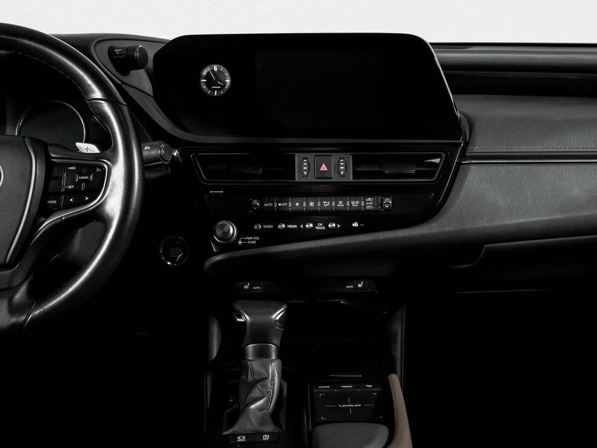 Lexus ES 200, 2021 Фото №13