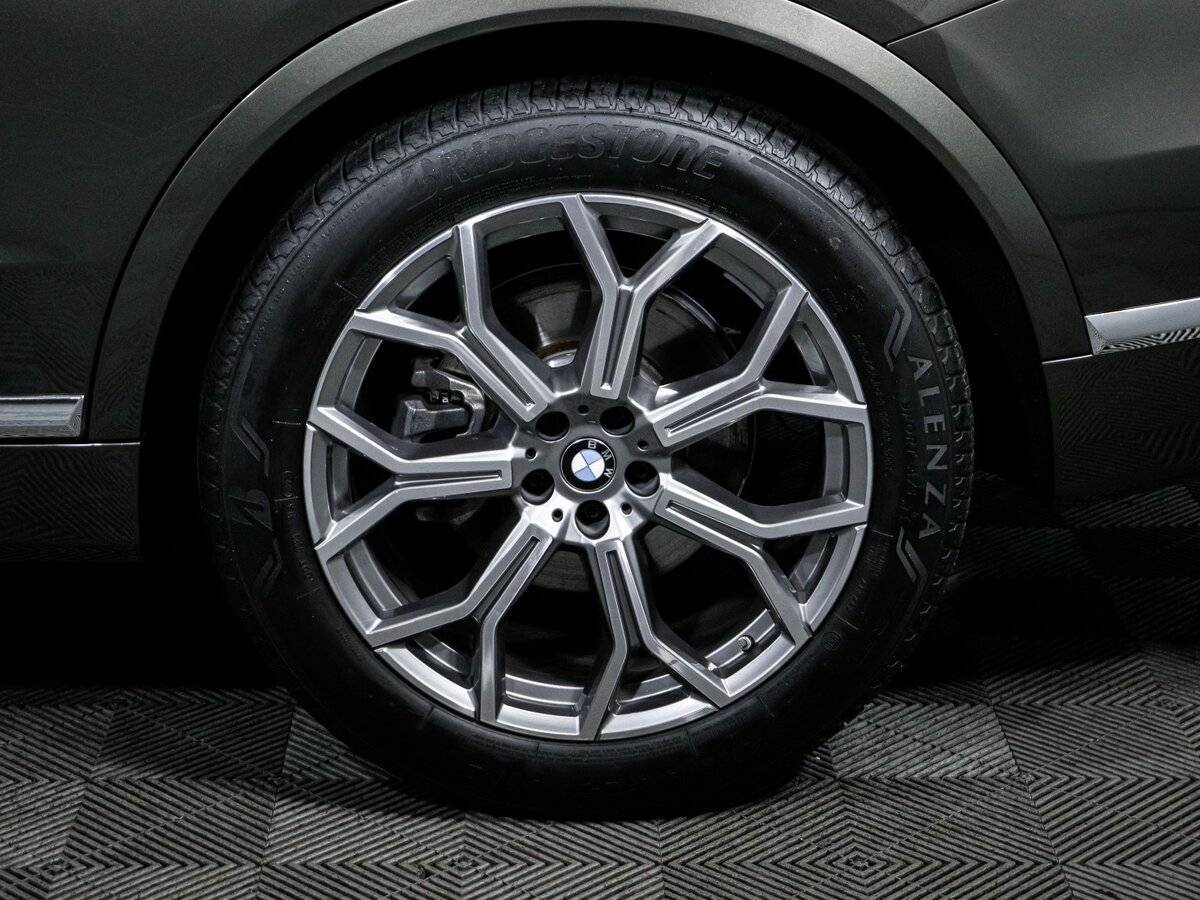 BMW X7 40i, 2022 Фото №15