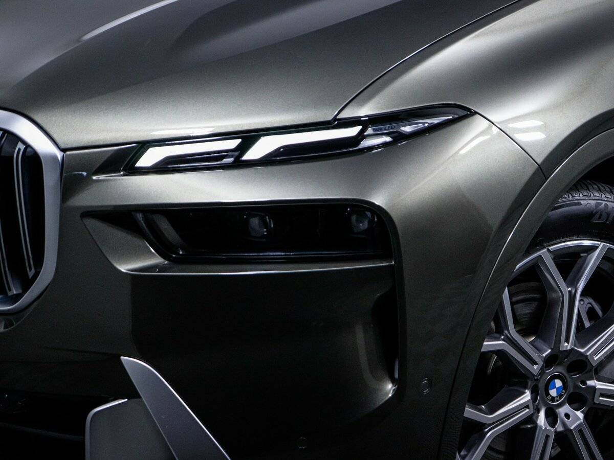 BMW X7 40i, 2022 Фото №17