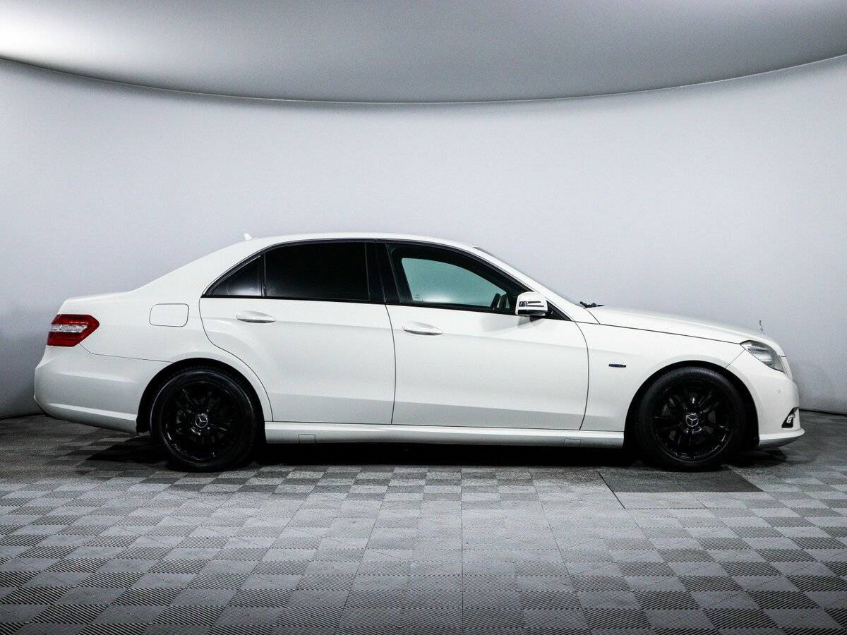 Mercedes-Benz E-Класс 200 7G-Tronic, 2011 - 200 700 км. | Фото №4
