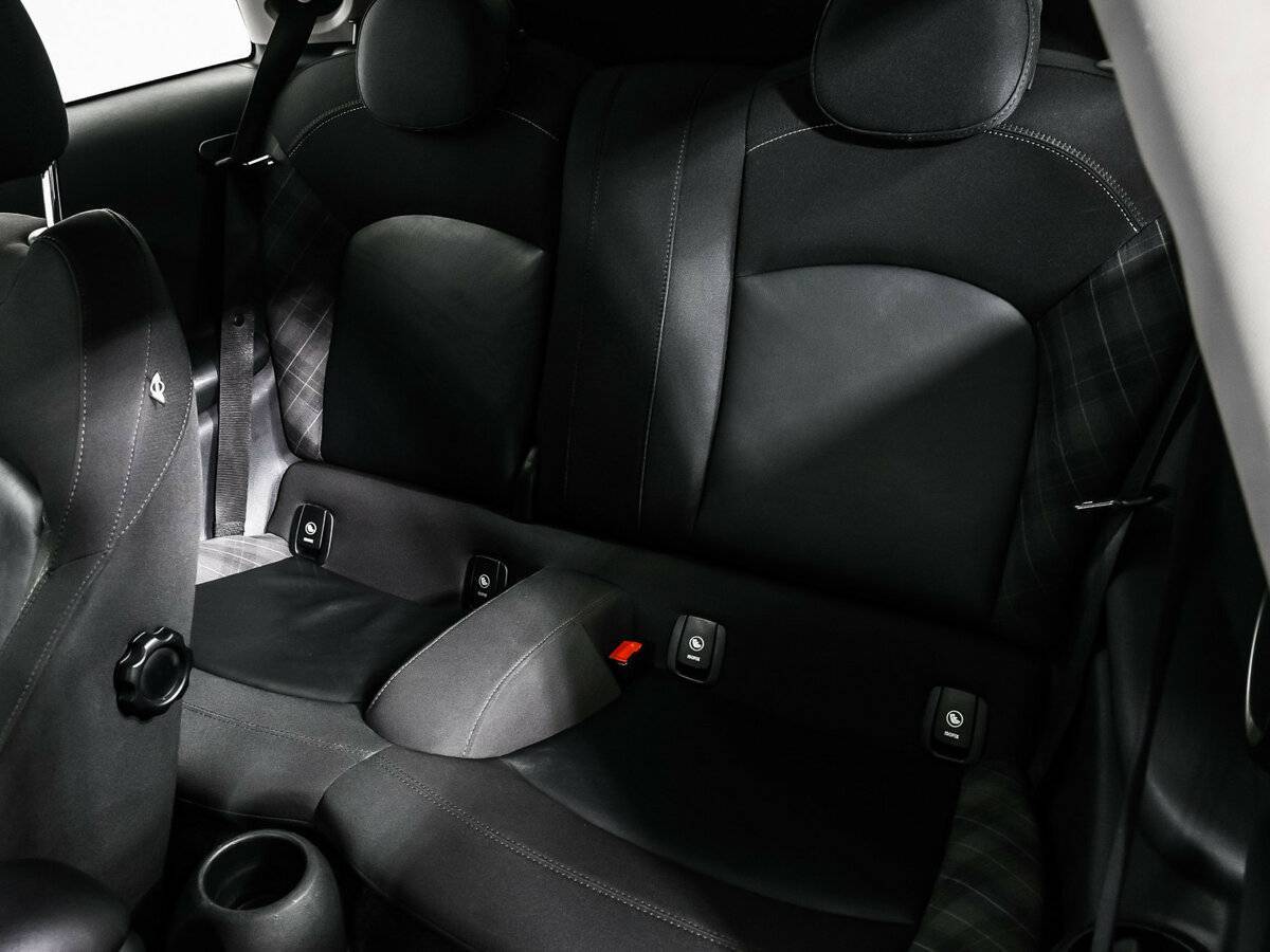 Mini Hatch Cooper S, 2015 Фото №11