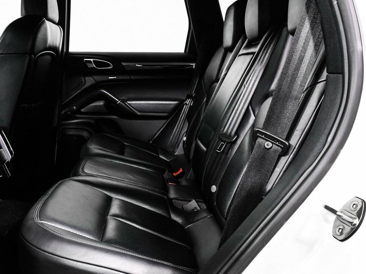 Porsche Cayenne S, 2010 Фото №14