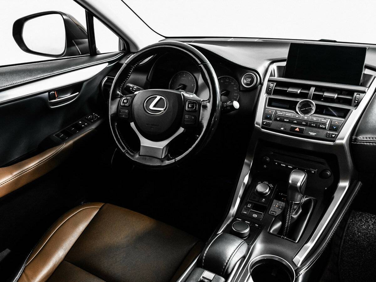Lexus NX 200t, 2016 Фото №9