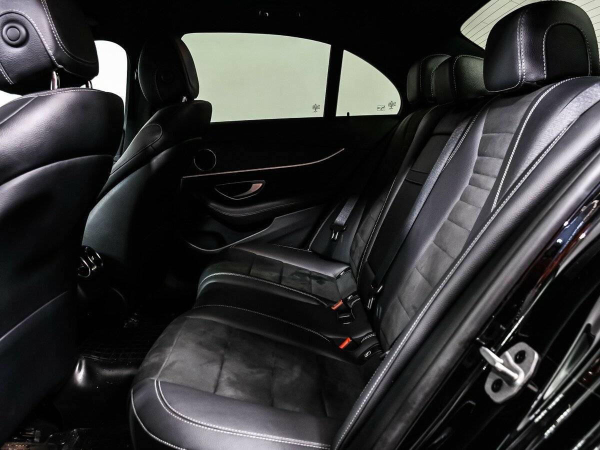 Mercedes-Benz E-Класс 200, 2020 Фото №12