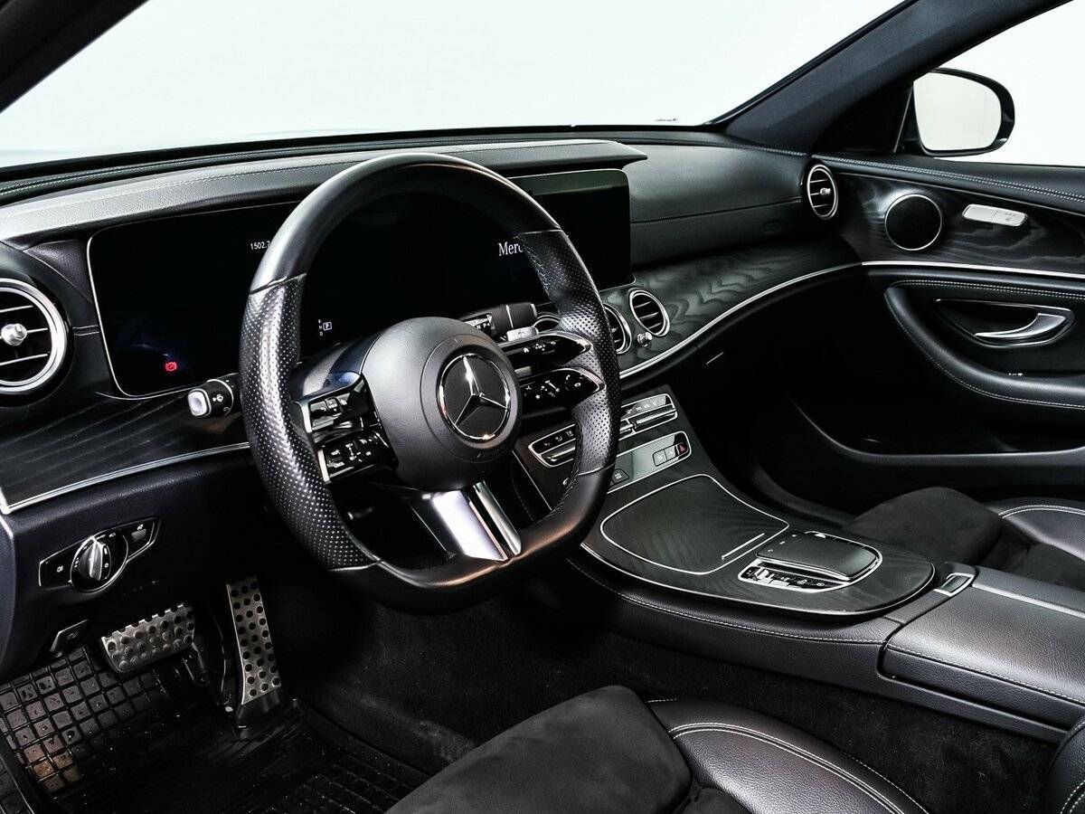 Mercedes-Benz E-Класс 200, 2020 Фото №13