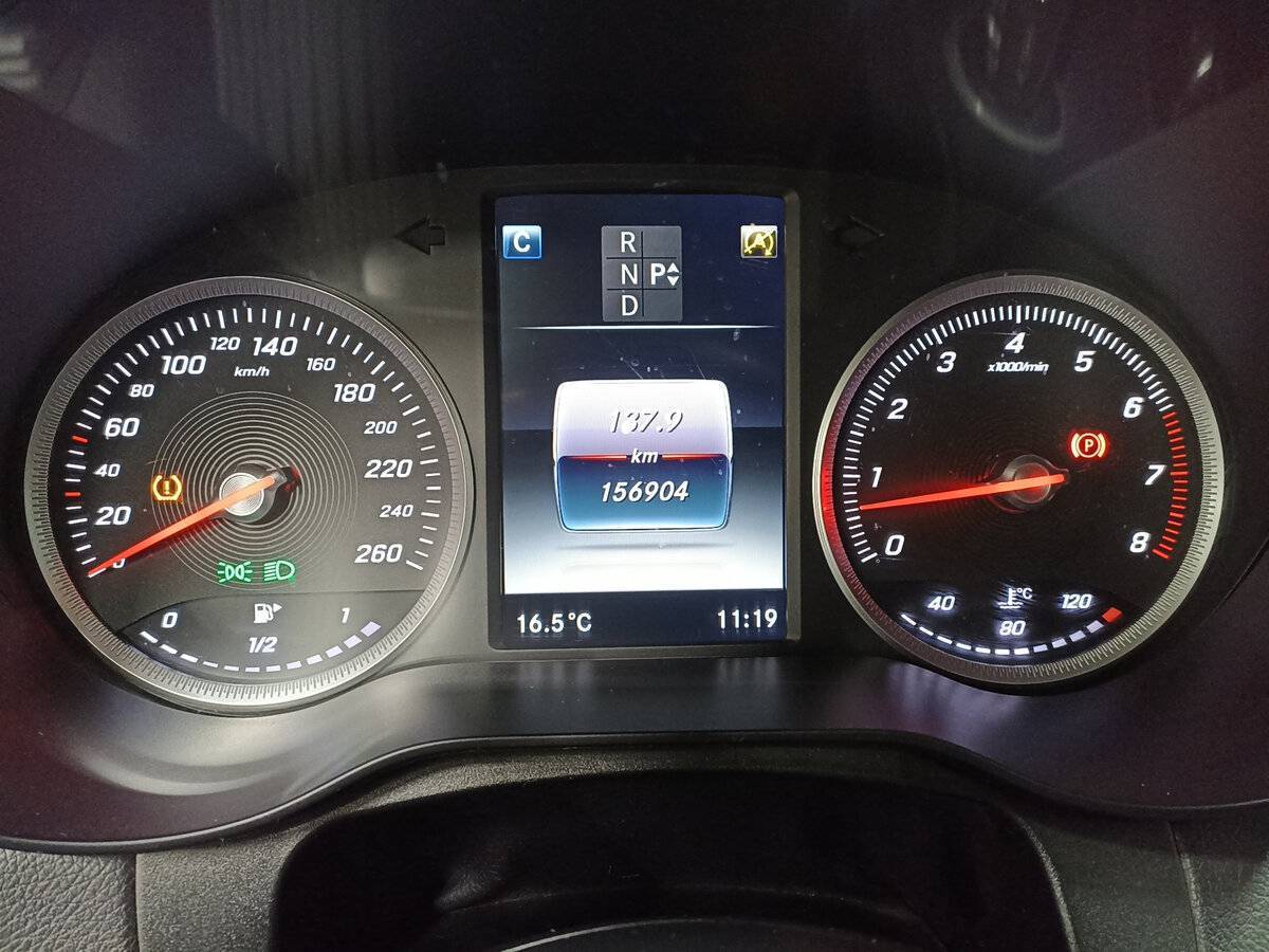 Mercedes-Benz GLC 250, 2015 Фото №13