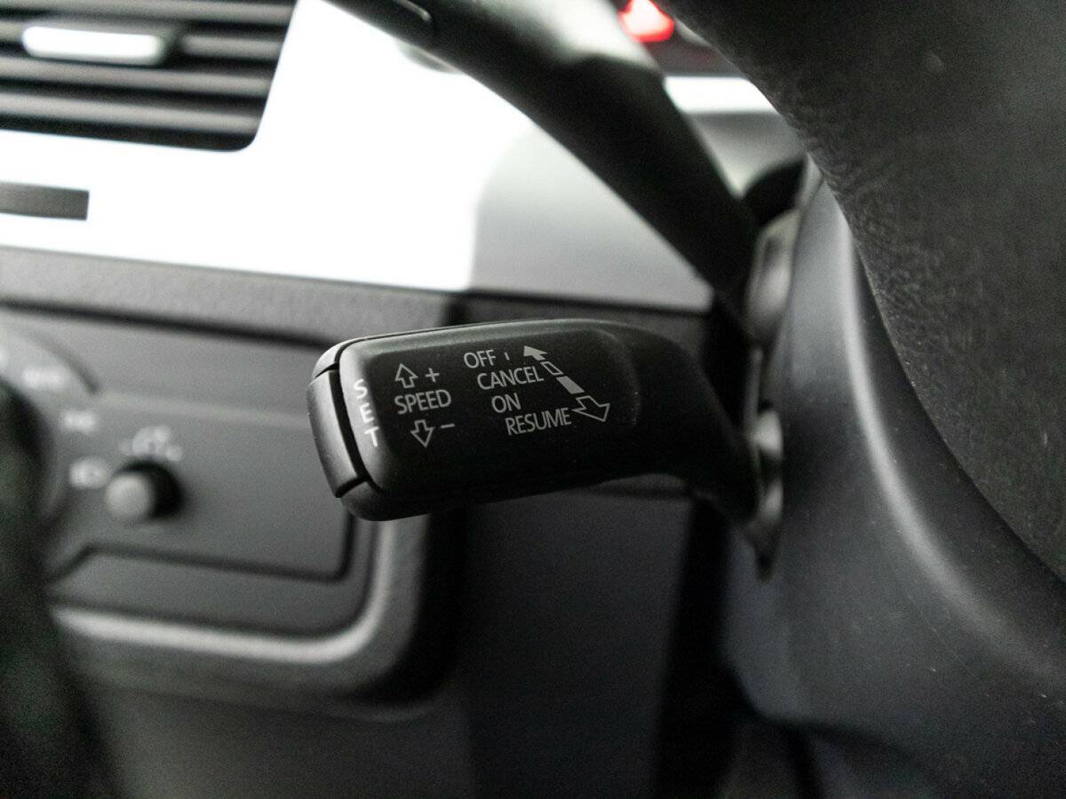 Volkswagen Touareg, 2016 Фото №23