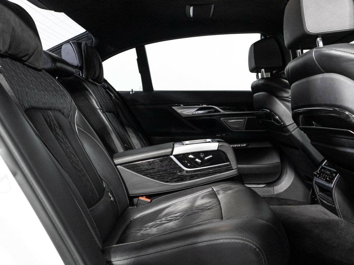 BMW 7 серии Long 730Ld xDrive, 2016 Фото №10