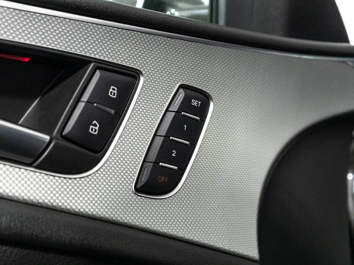 Audi A6, 2011 Фото №17