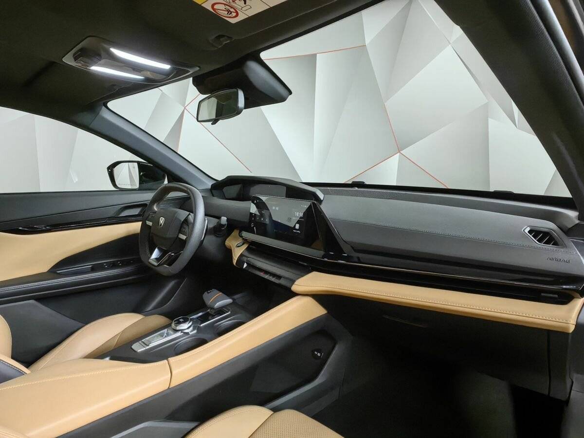 Changan UNI-V, 2022 Фото №12