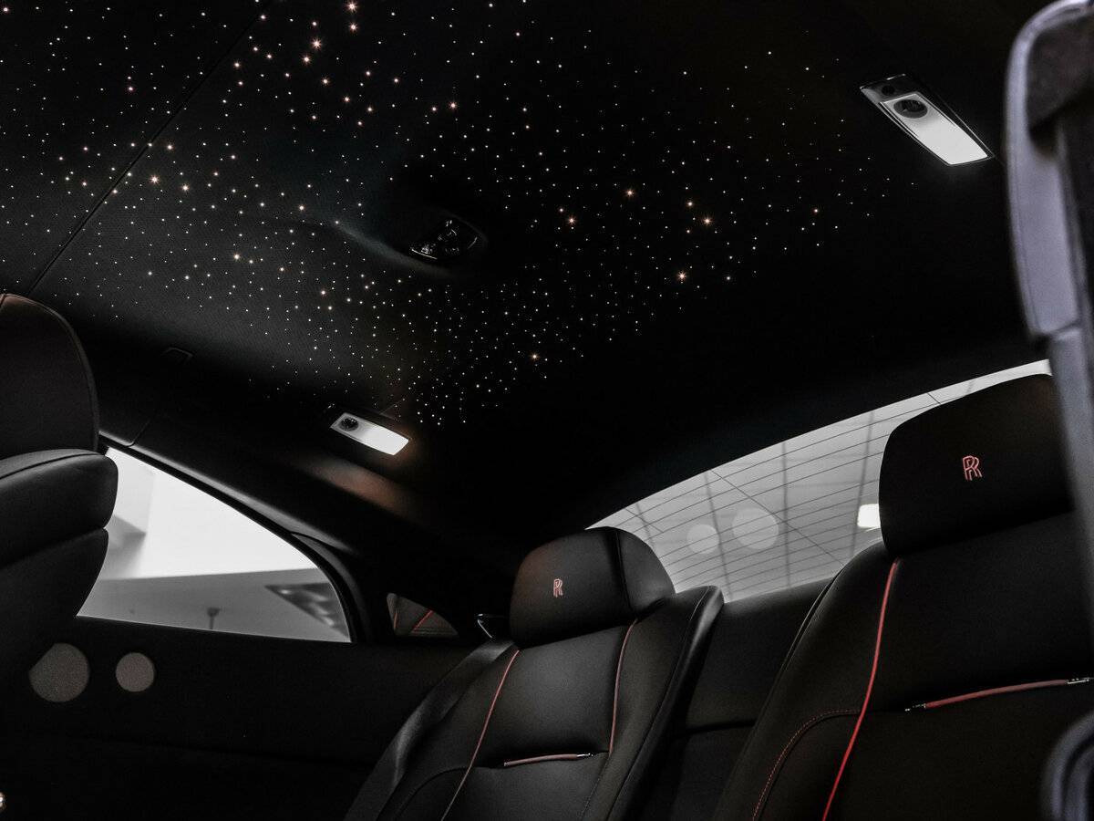 Rolls-Royce Wraith, 2018 Фото №20