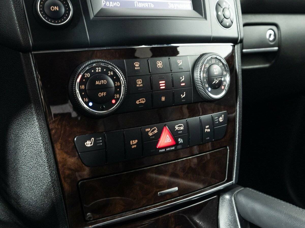 Mercedes-Benz M-Класс 350, 2011 Фото №19