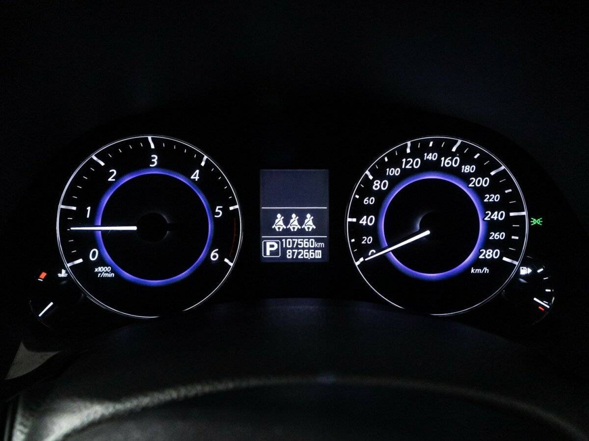 Infiniti QX70, 2016 Фото №12