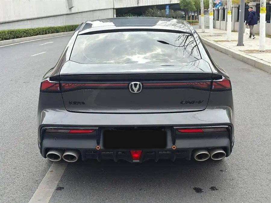 Changan UNI-V, 2022 Фото №4