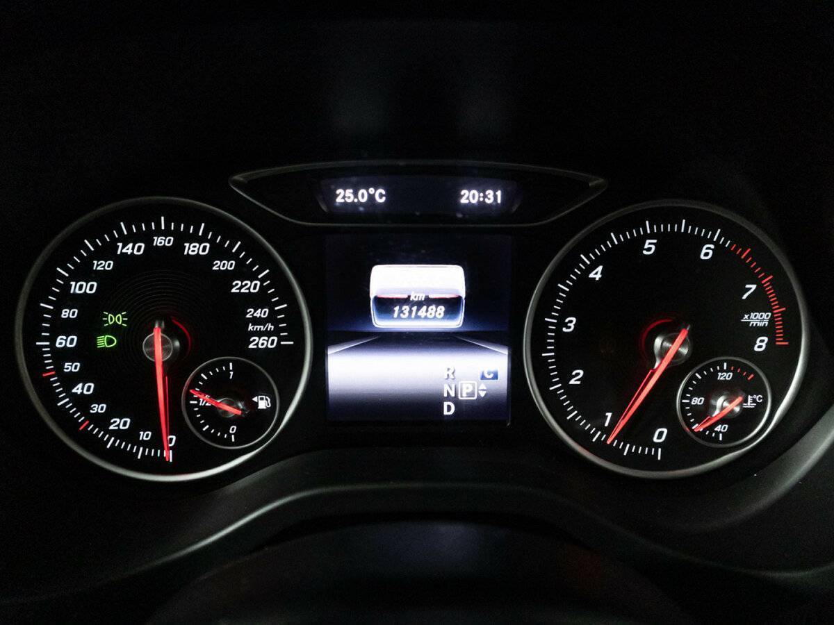 Mercedes-Benz A-Класс 180, 2017 Фото №12