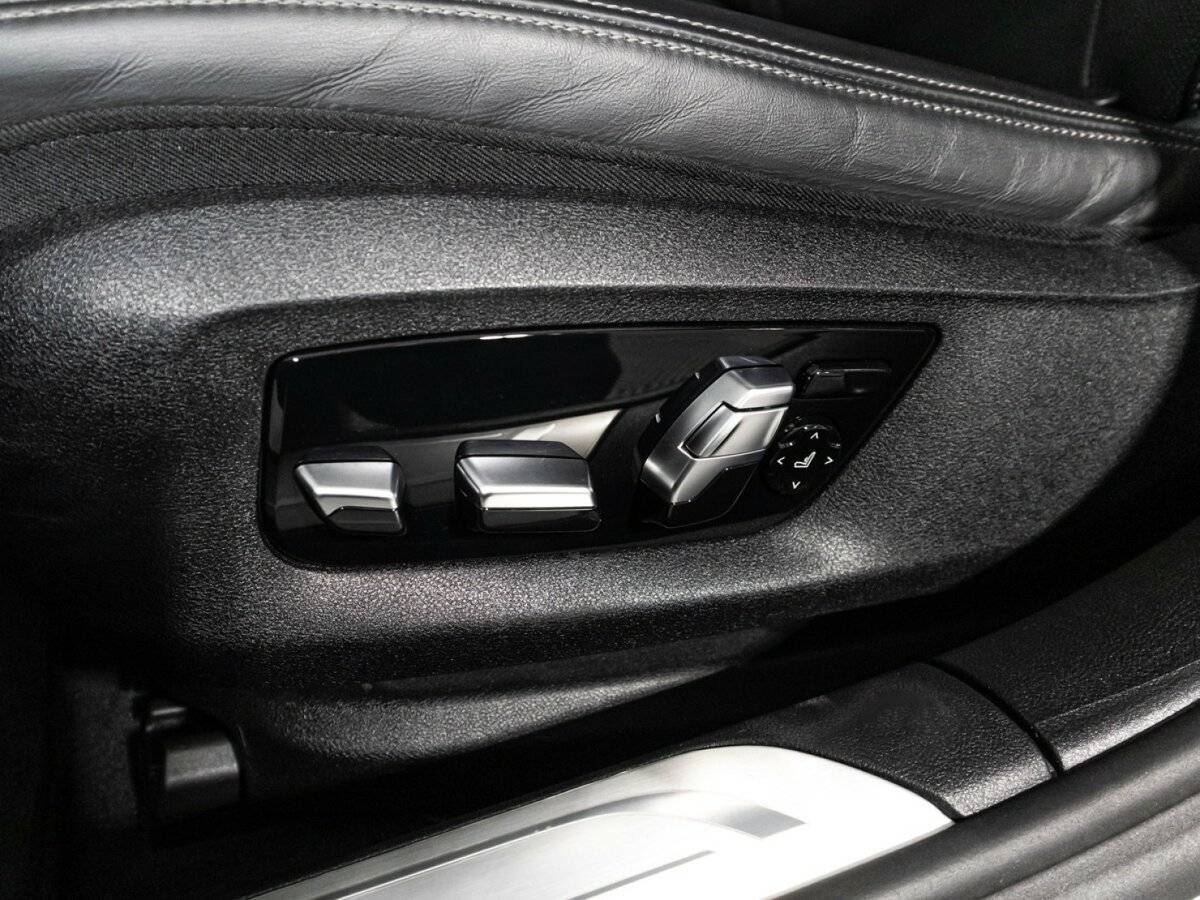 BMW 7 серии 730d xDrive, 2020 Фото №17