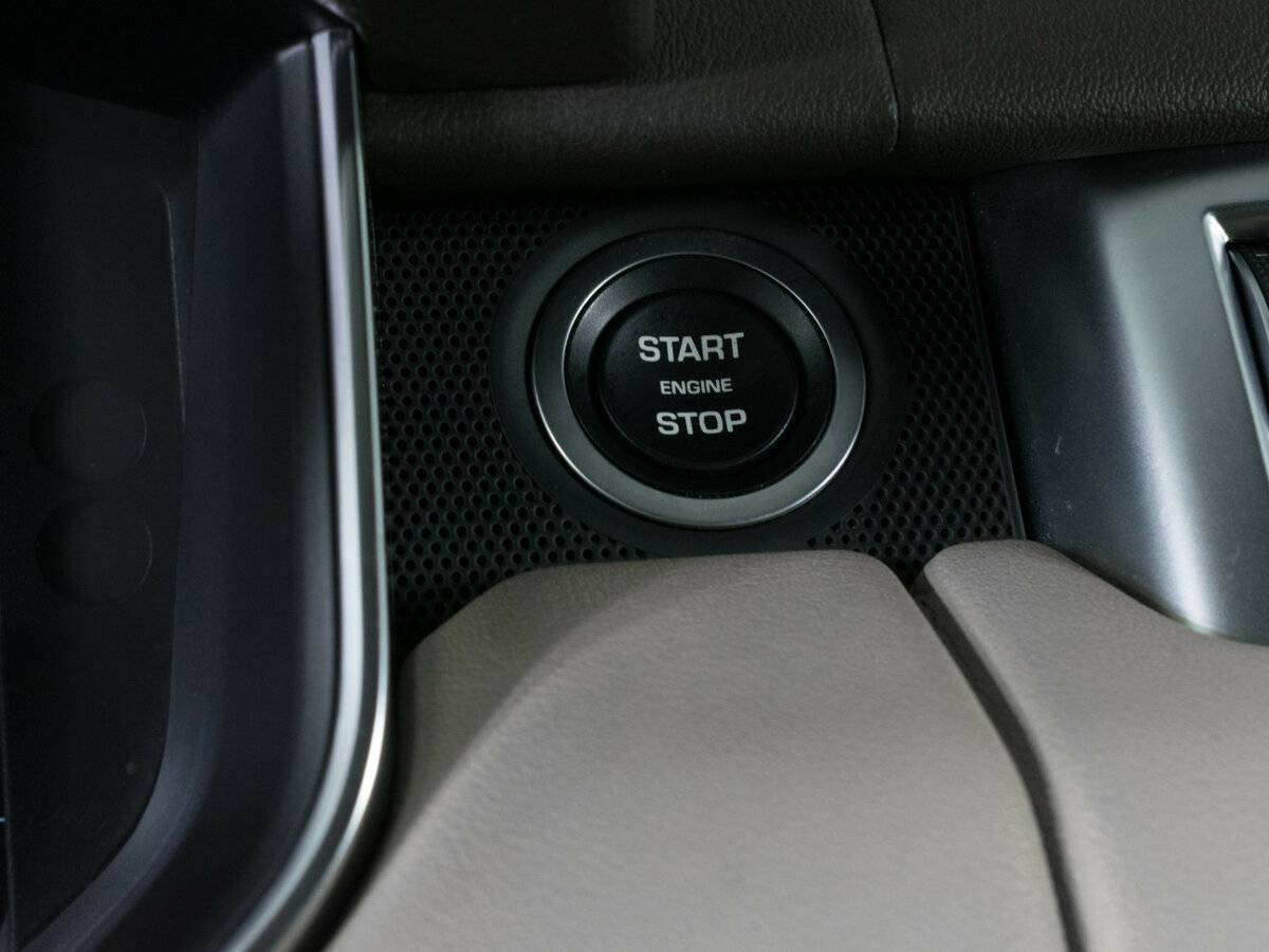 Land Rover Range Rover Sport, 2018 Фото №15