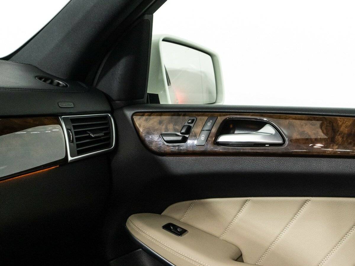 Mercedes-Benz GL-Класс 400, 2014 Фото №19